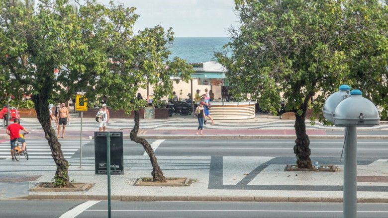 кадр из фильма Copacabana Papers