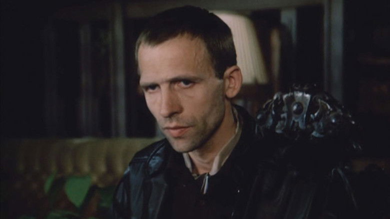 кадр из фильма Посетитель музея