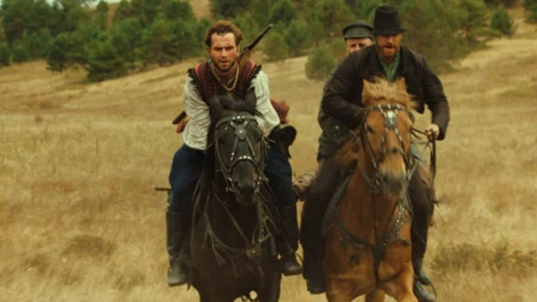 кадр из фильма Троє