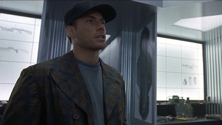 кадр из фильма Колония