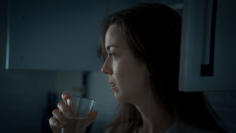 кадр из фильма Aşina