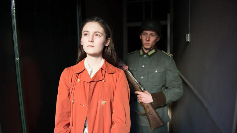 кадр из фильма The Diary of Anne Frank