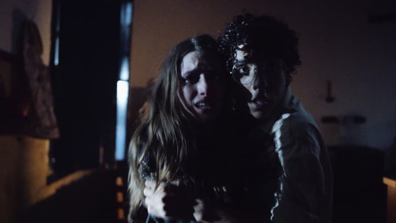 кадр из фильма Здесь живёт дьявол