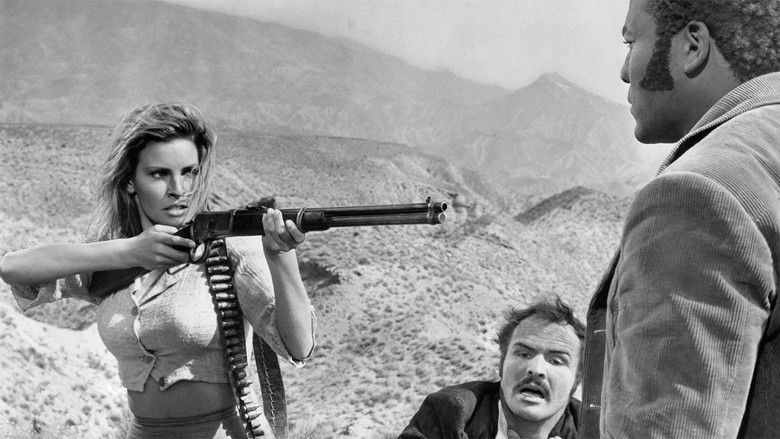 кадр из фильма Сто винтовок