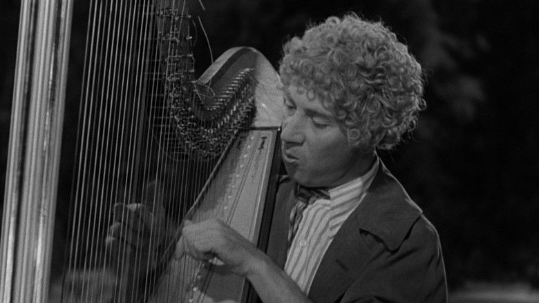 кадр из фильма Воры и охотники