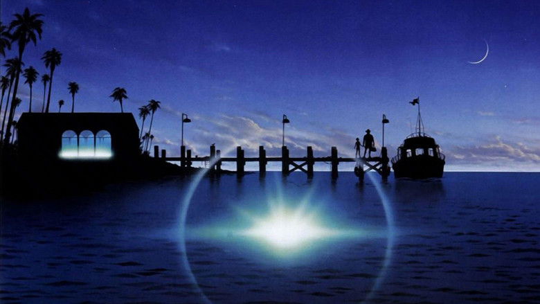 кадр из фильма Кокон