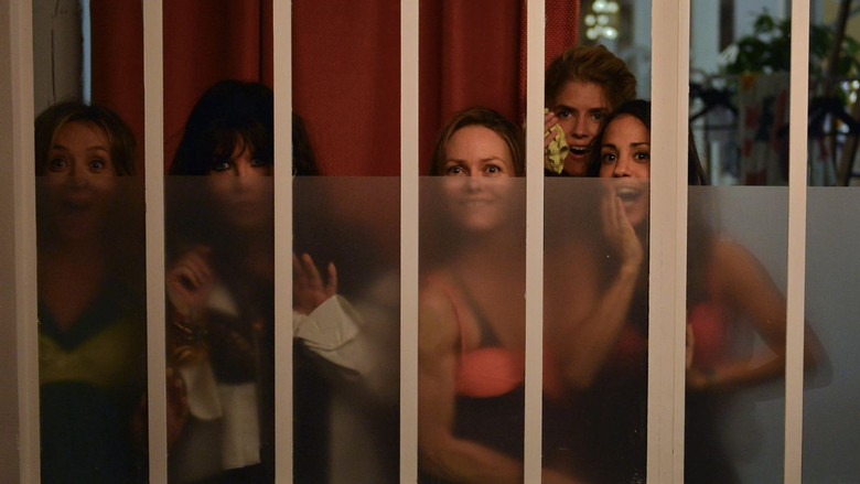 кадр из фильма Красотки в Париже