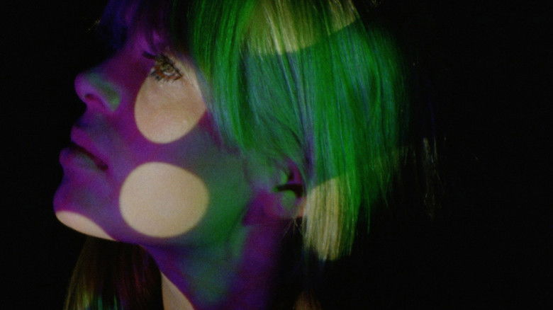 кадр из фильма Nico/Nico Crying