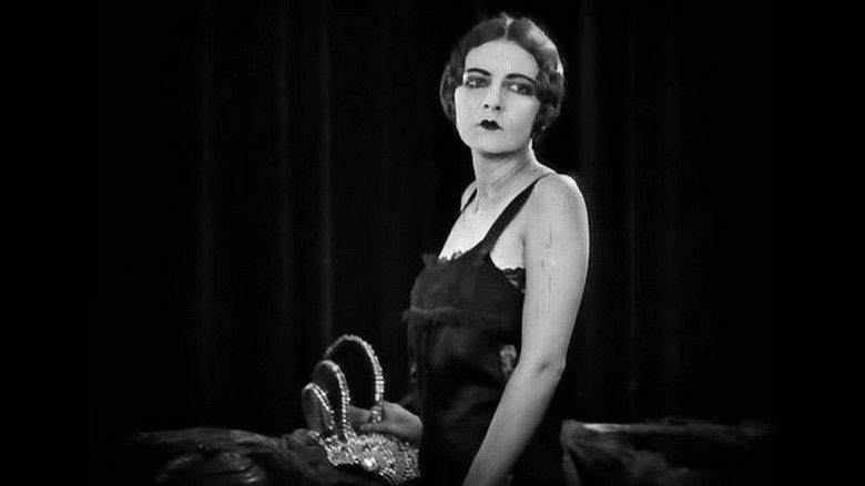 кадр из фильма The Show