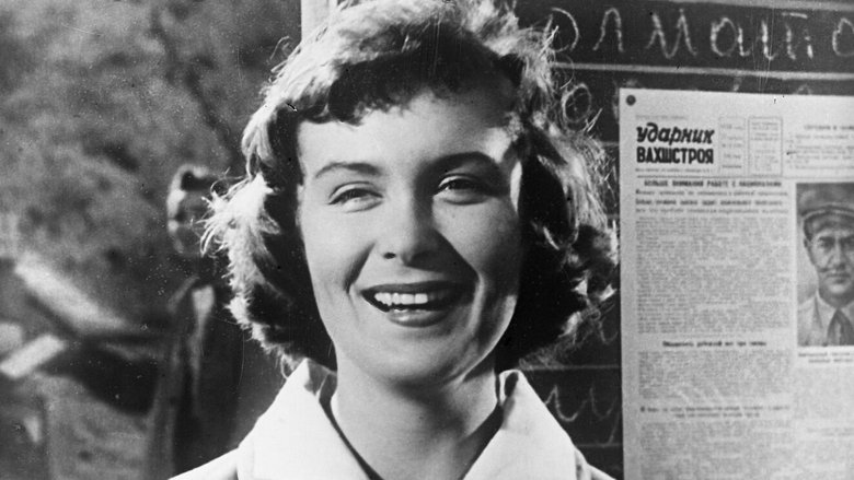 кадр из фильма Человек меняет кожу