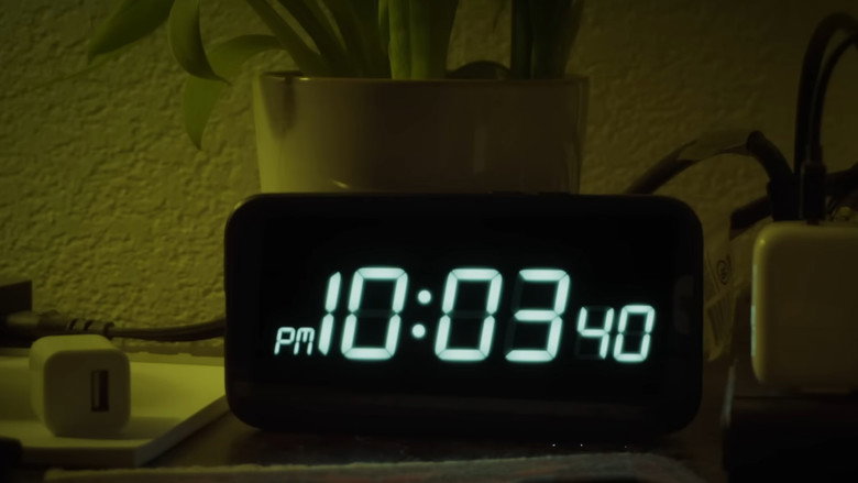 кадр из фильма Shut the Door at 10:04