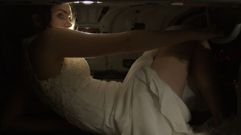 кадр из фильма Девушка в багажнике