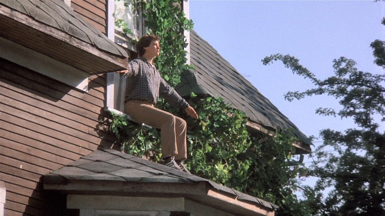 кадр из фильма Мальчик, который умел летать