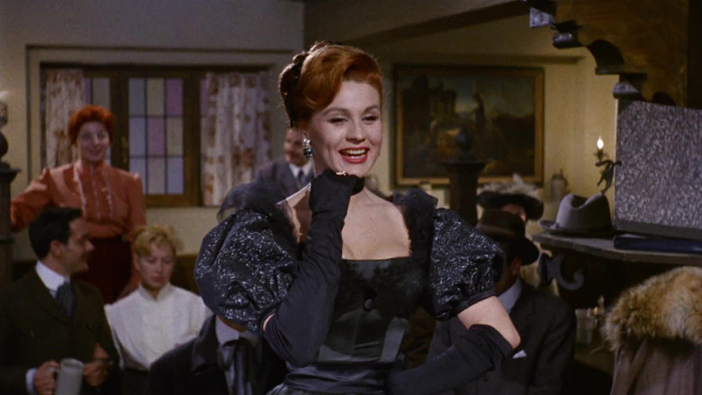 кадр из фильма Мельница каменных женщин