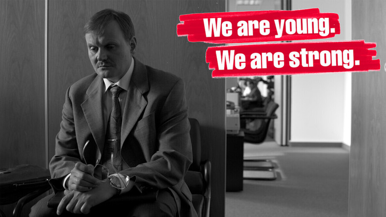кадр из фильма Мы молоды. Мы сильны