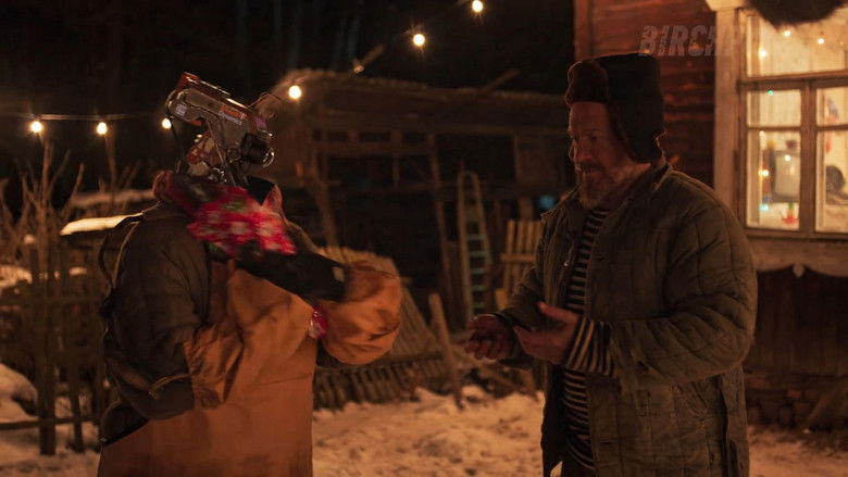 кадр из фильма Новогодний спецвыпуск в кибердеревне