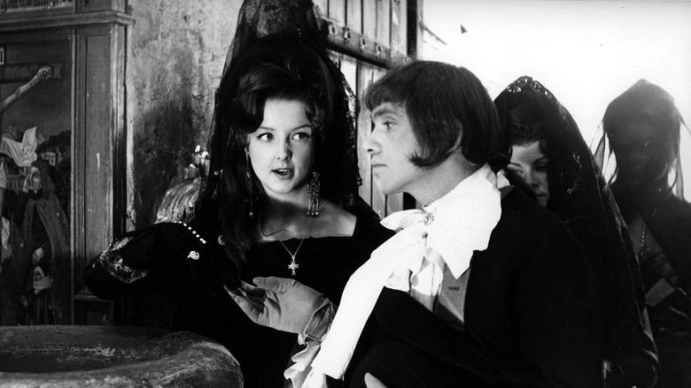 кадр из фильма Рукопись, найденная в Сарагосе