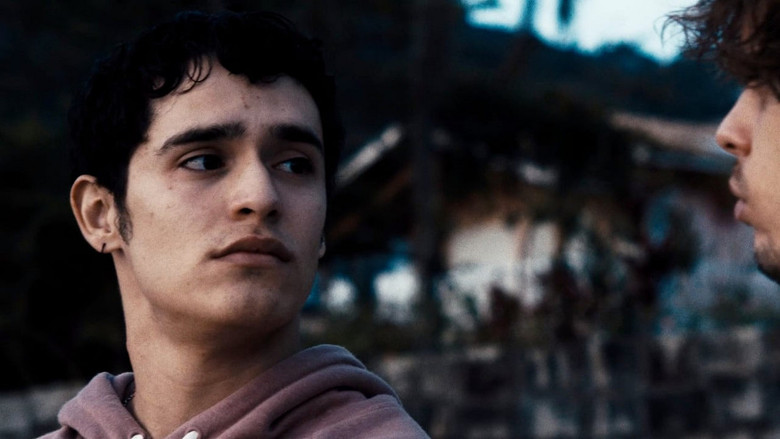 кадр из фильма Desconexo