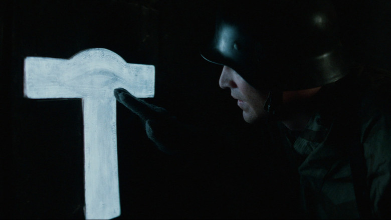 кадр из фильма Крепость