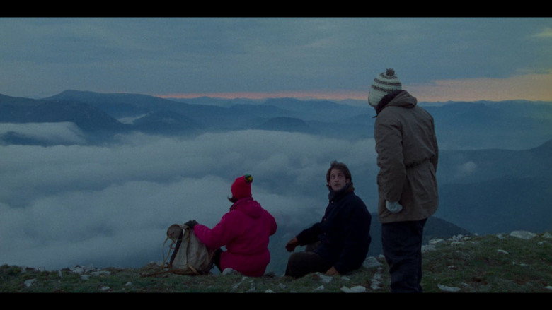 кадр из фильма La Crise