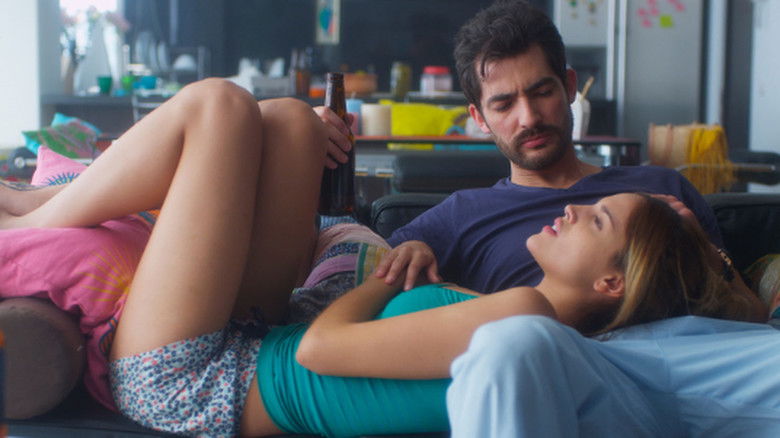 кадр из фильма Casi Treinta