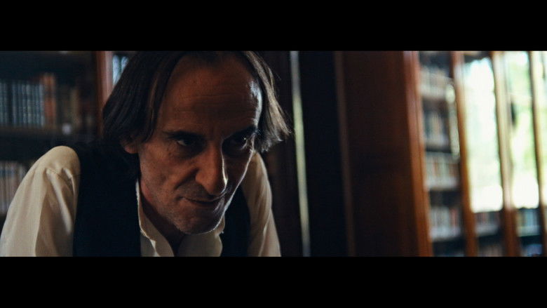 кадр из фильма Estatuas de noche