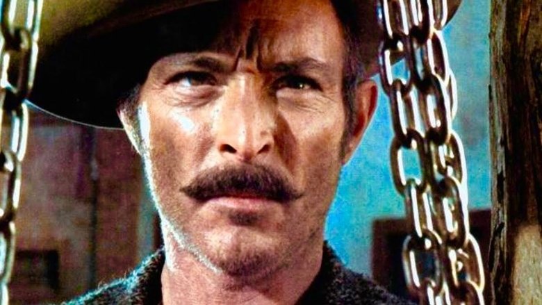 кадр из фильма По ту сторону закона