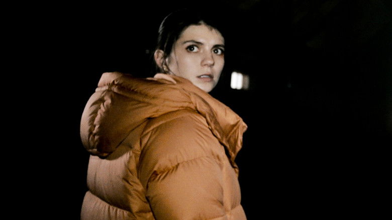 кадр из фильма Паранормальное явление: Ближайшая родня