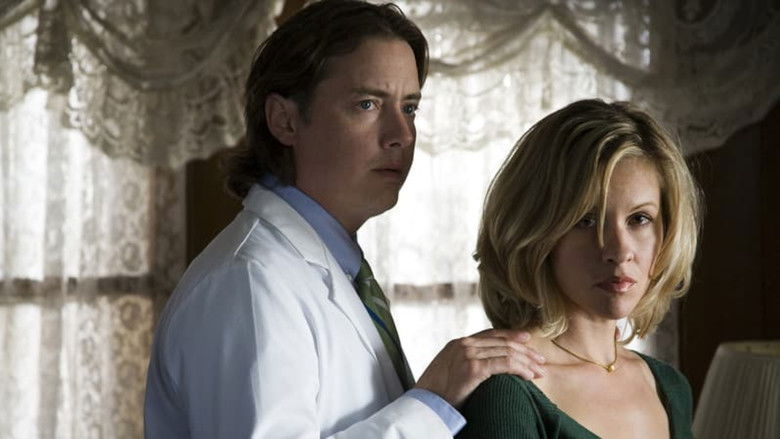 кадр из фильма House Under Siege