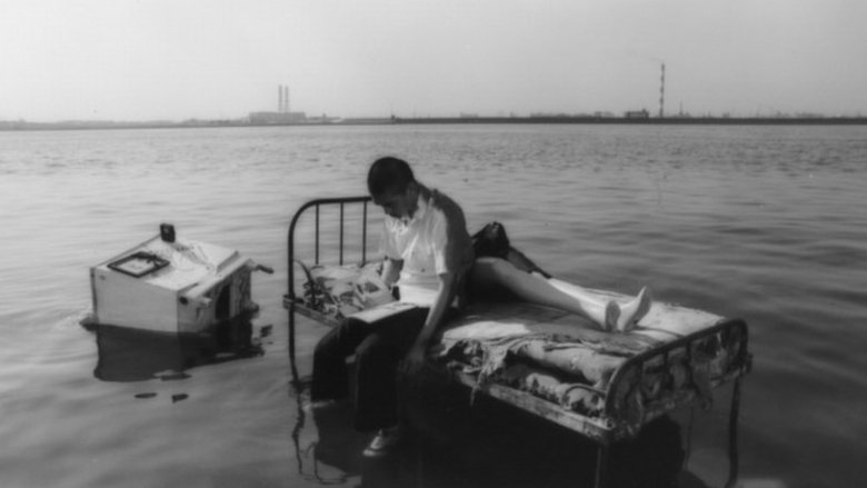 кадр из фильма 追悼のざわめき