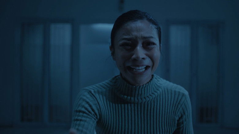 кадр из фильма Utusan Iblis: Dia Yang Berada di Antara Kita