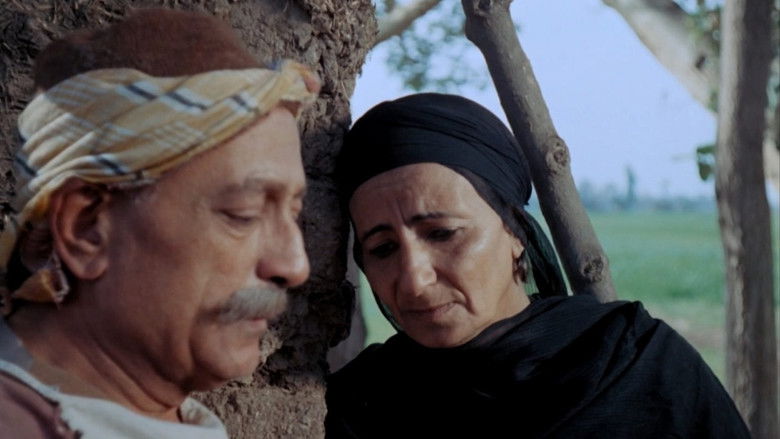 кадр из фильма الأرض