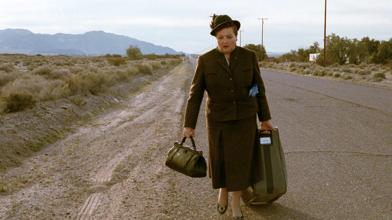 кадр из фильма Кафе «Багдад»