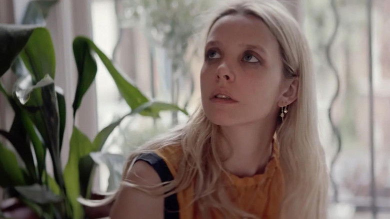 кадр из фильма Hurt By Paradise