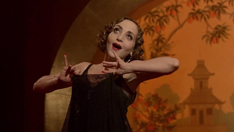 кадр из фильма Индокитай