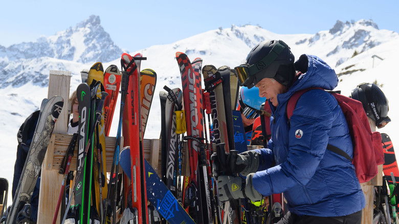 кадр из фильма 10 дней без мамы в Куршевеле