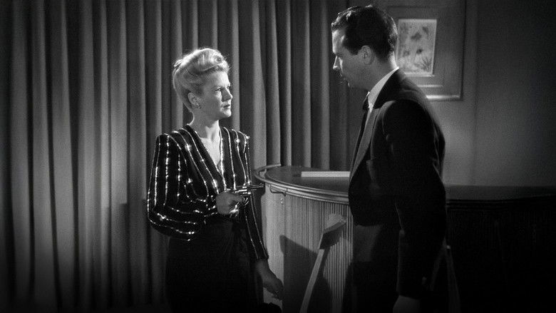 кадр из фильма Это убийство, моя милочка