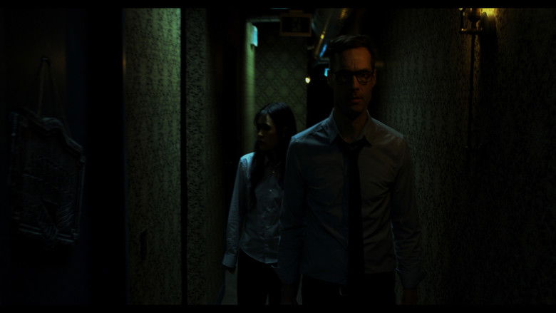 кадр из фильма Escape: A Ghost Story