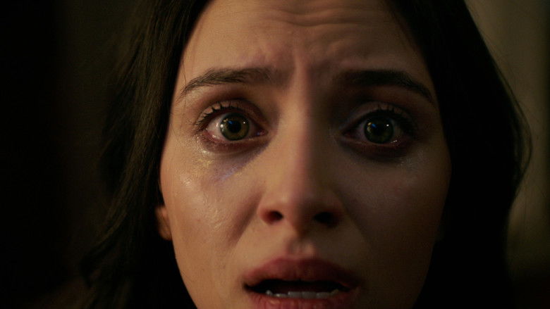 кадр из фильма Свободное падение