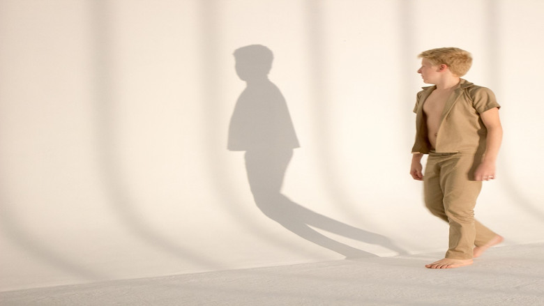 кадр из фильма Enquanto Canto