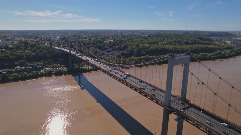 кадр из фильма Ponts de Bordeaux: Technologie de haut vol