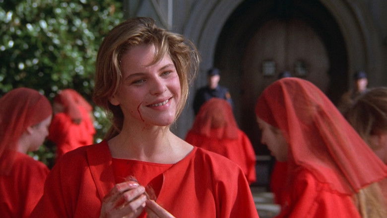 кадр из фильма Рассказ служанки