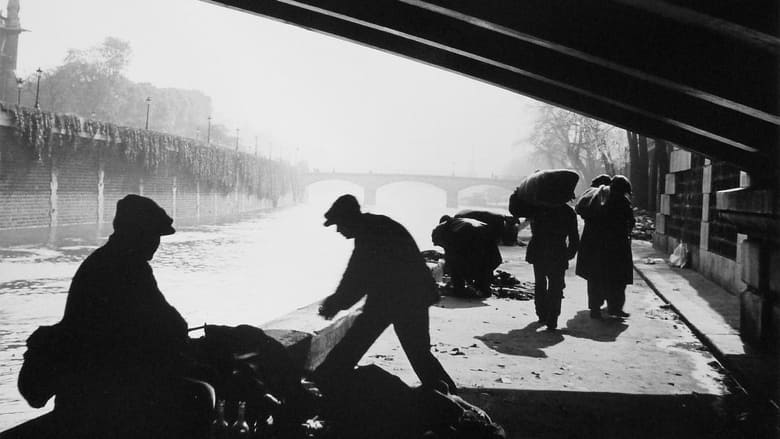 кадр из фильма ROGER SCHALL, L’HOMME AU ROLLEIFLEX