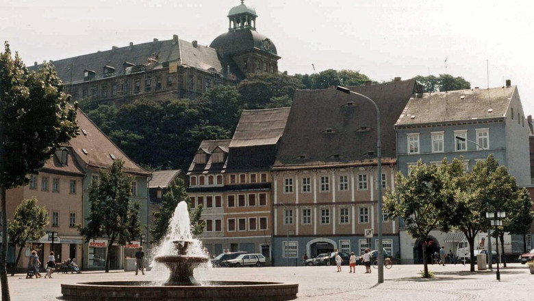кадр из фильма Der lange Abschied von der DDR