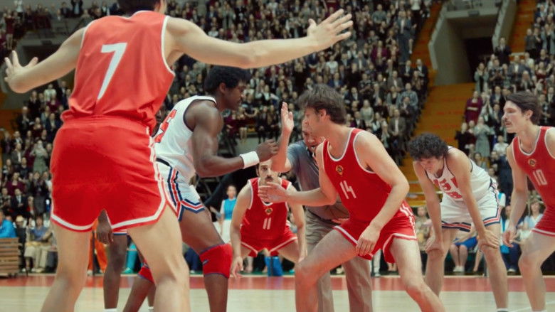 кадр из фильма Движение вверх