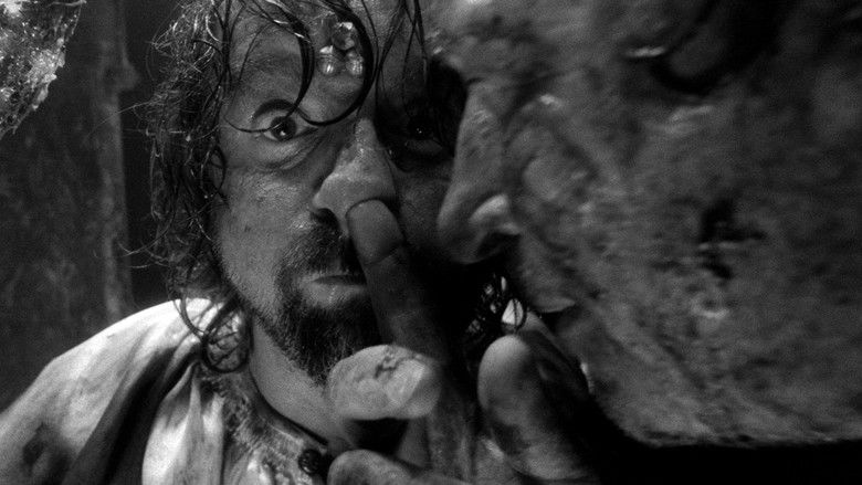 кадр из фильма Трудно быть богом