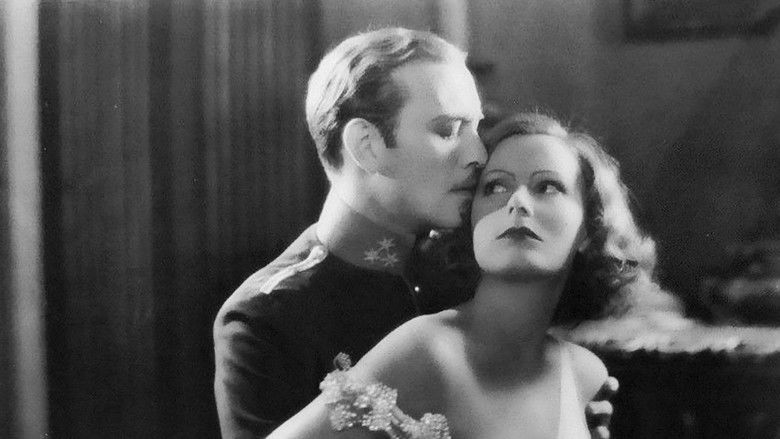 кадр из фильма The Mysterious Lady