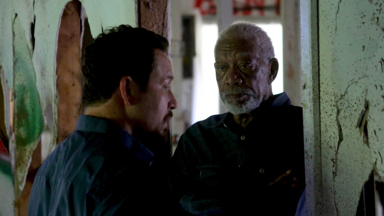 кадр из фильма Профессор и призрачный убийца