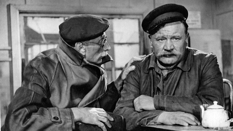 кадр из фильма Большая семья