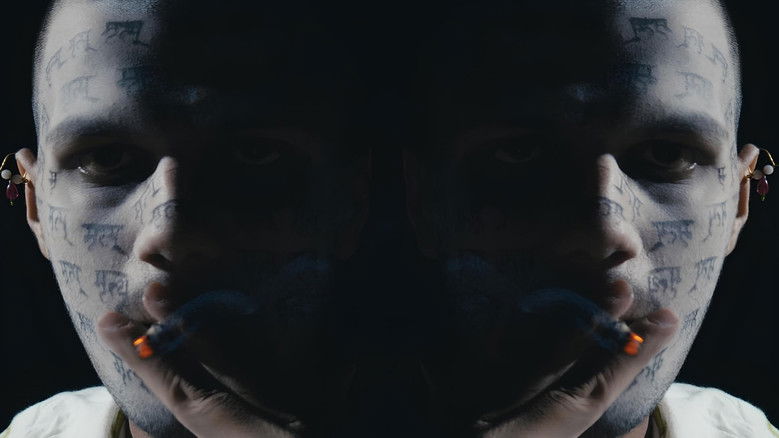 кадр из фильма RAATRICHAR